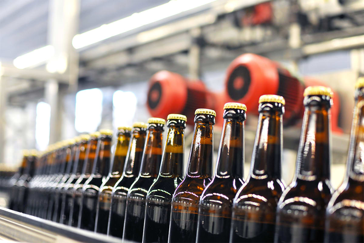 Damages for window cleaner injured by exploding beer bottle Fieldfisher