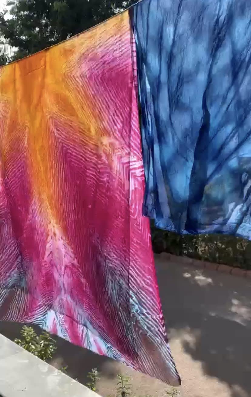 tye and dye sur foulard indien