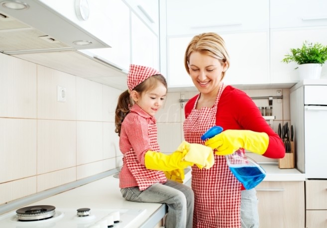 Nhấn vào ảnh để phóng to Để bé làm việc nhà: nên hay không nên ?