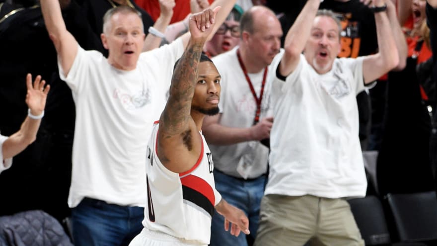 Damian Lillard Gave Coldest Wave To Thunder After Incredible Shot