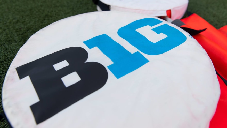Big Ten Now Considering Thanksgiving Weekend Start To College Football Season Yardbarker