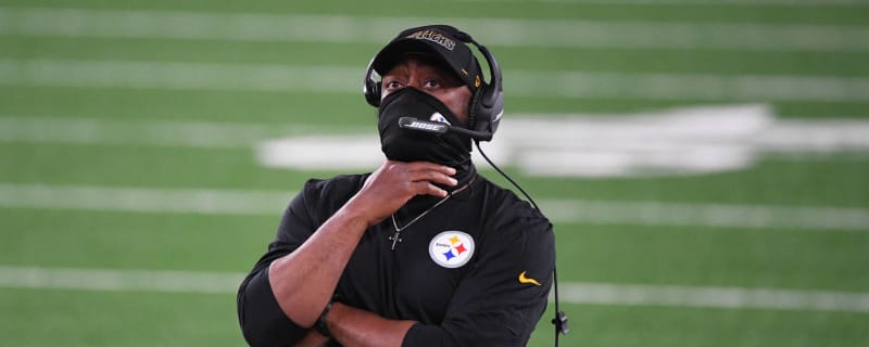 Antonio Brown Fined For Posting Video Of Mike Tomlin S Postgame Speech Bleacher Report Latest News Videos And Highlights