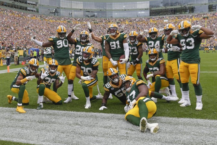Ranking The Nfl Uniforms From Worst To Best Yardbarker