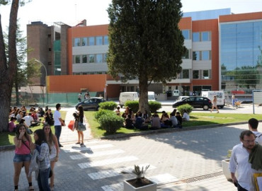 Study Abroad Reviews for Universidad Pontificia Comillas de Madrid: Madrid - Direct Enrollment & Exchange
