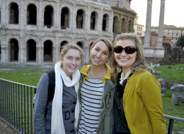 Study Abroad Reviews for IES Abroad: Rome - Full Time Semester Internship