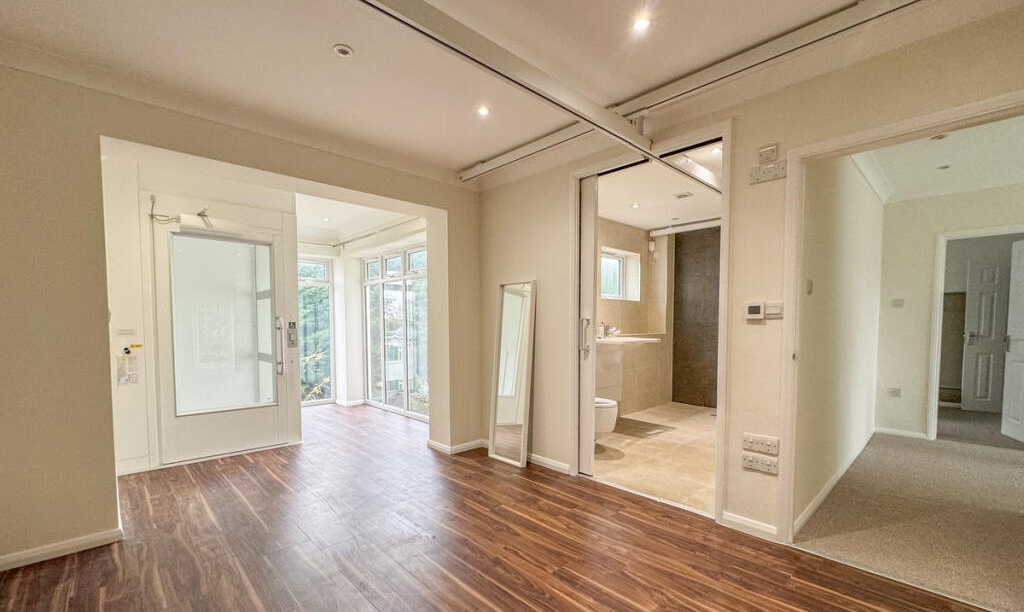 43 Woodpond Avenue Essex Accessible 4/5 bedroom house for sale AccessiblePRS