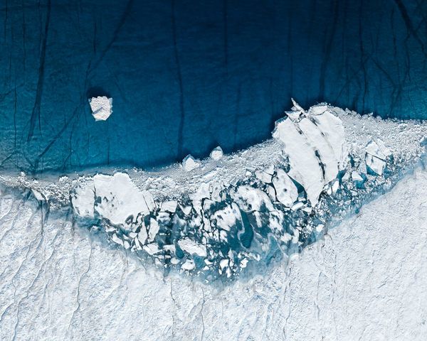 Трагическая красота тающих ледников Гренландии