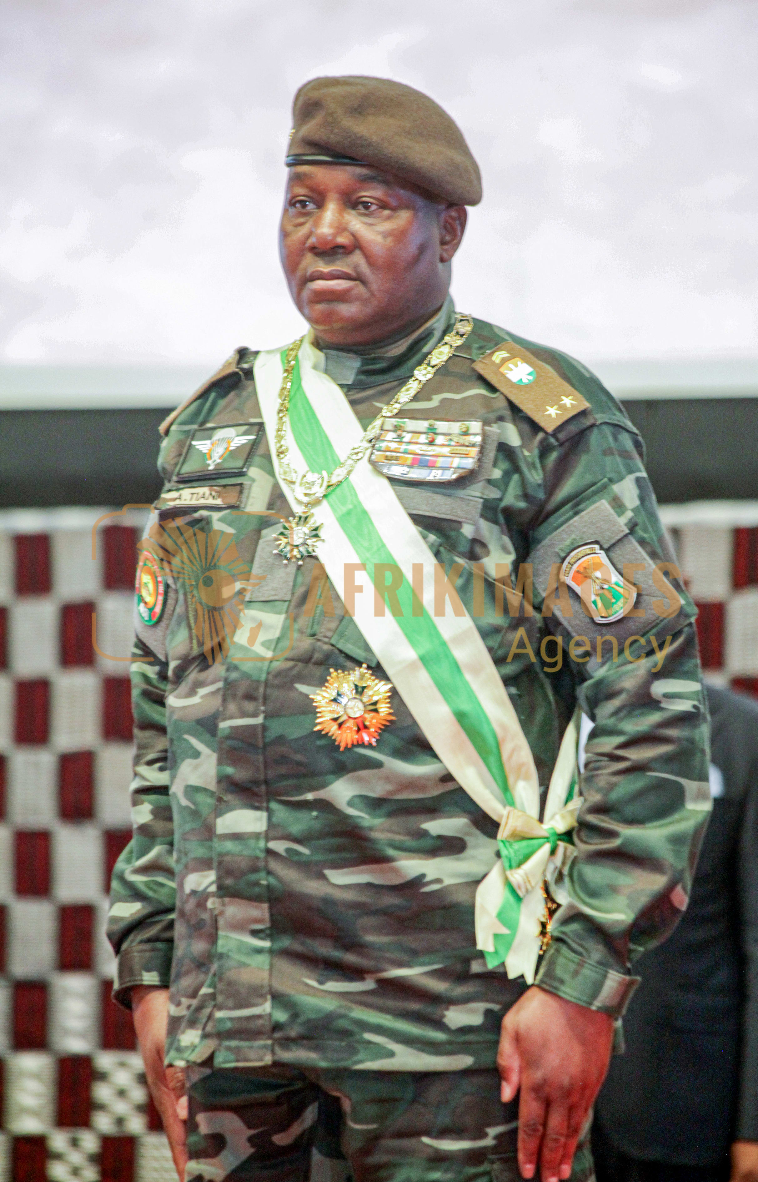 tiani-investiture