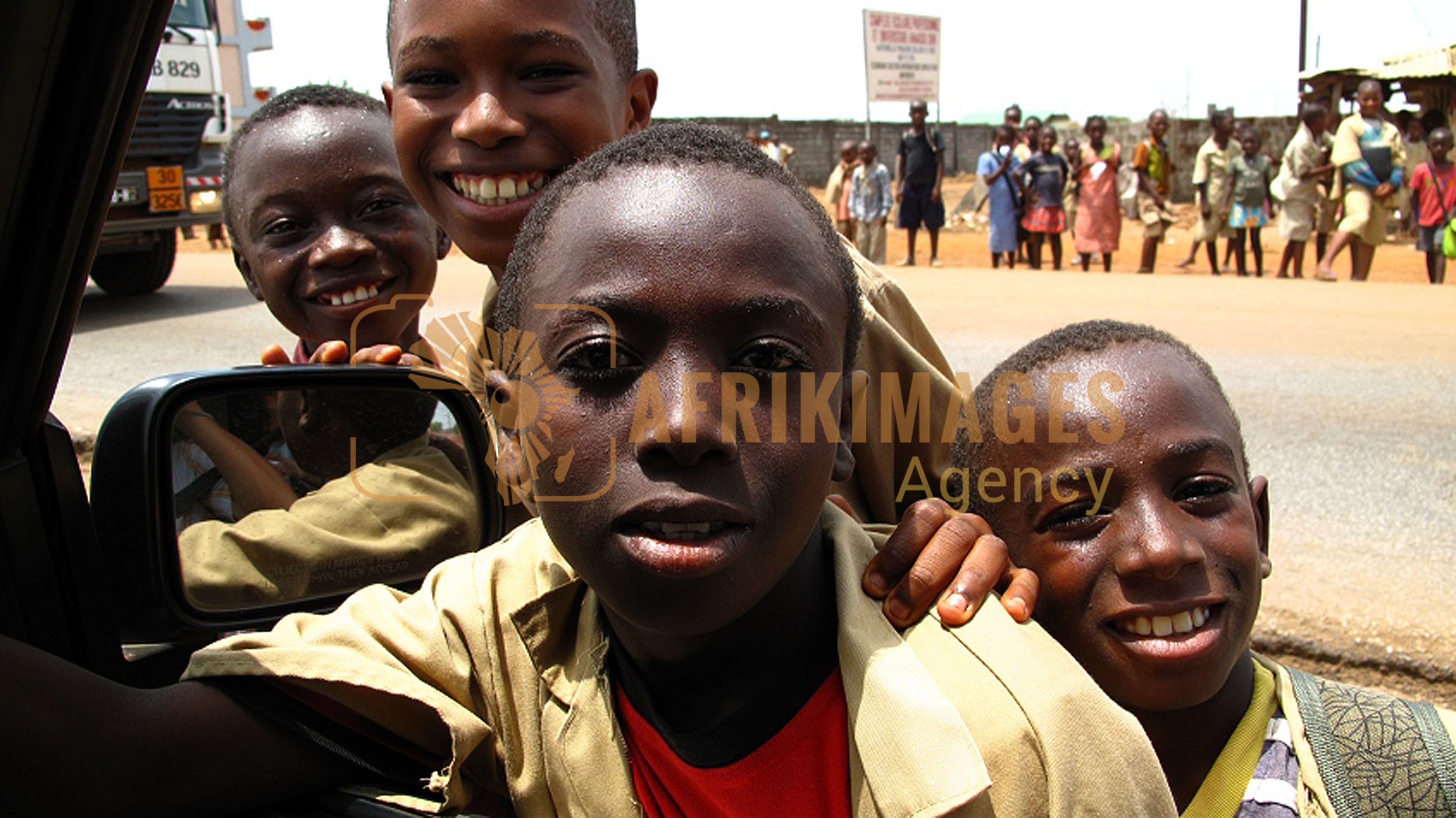Afrikimages guinée conakry / écoles, collèges et lycées