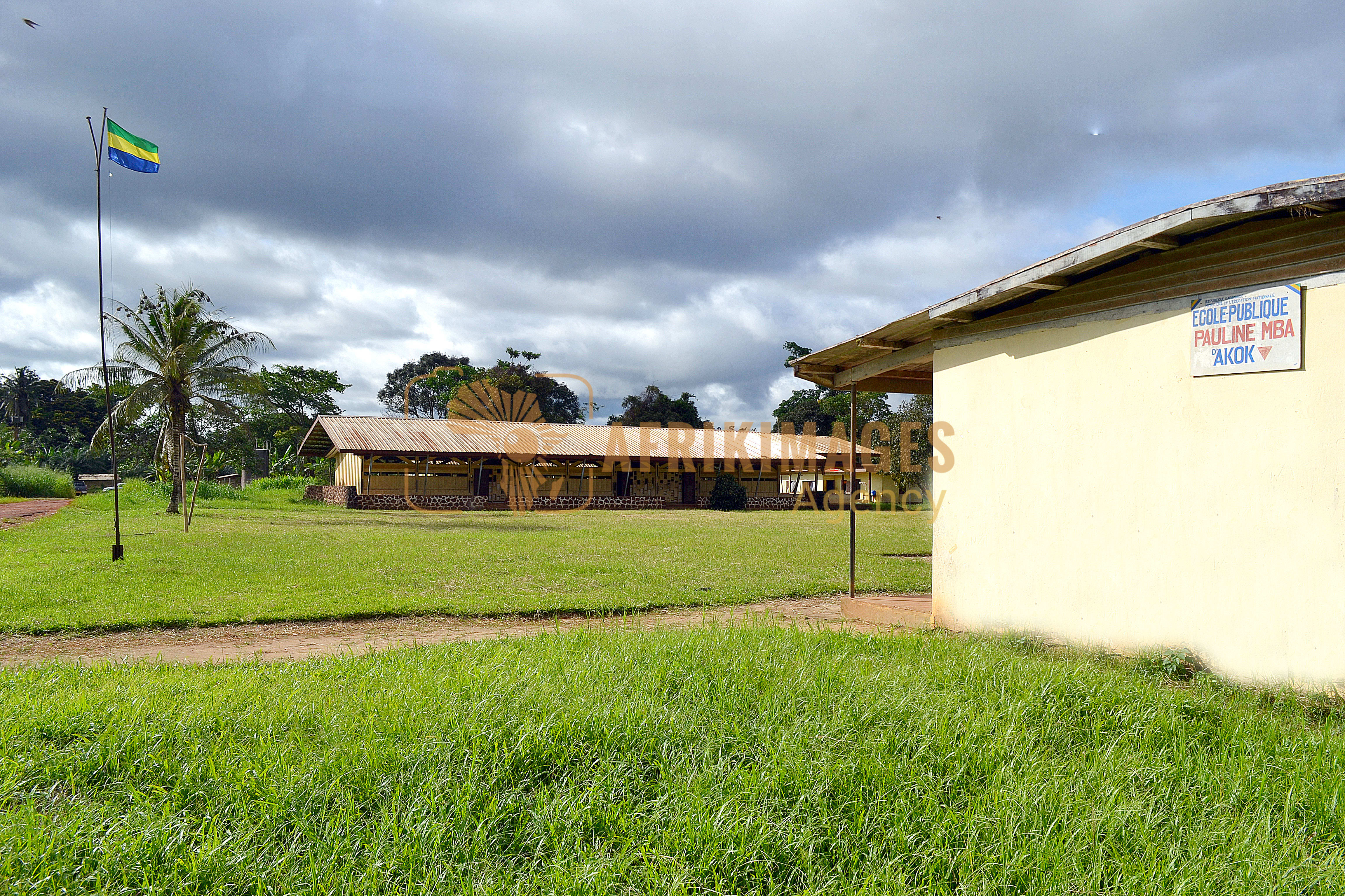 Afrikimages gabon/ écoles, collèges et lycées