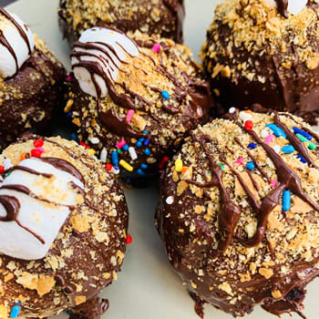 Melissa Ben-Ishay's Recipe For Amazingly Moist and Tasty S'mores Cake Balls Melissa Ben-Ishay's Recipe For Amazingly Moist and Tasty S'mores Cake Balls