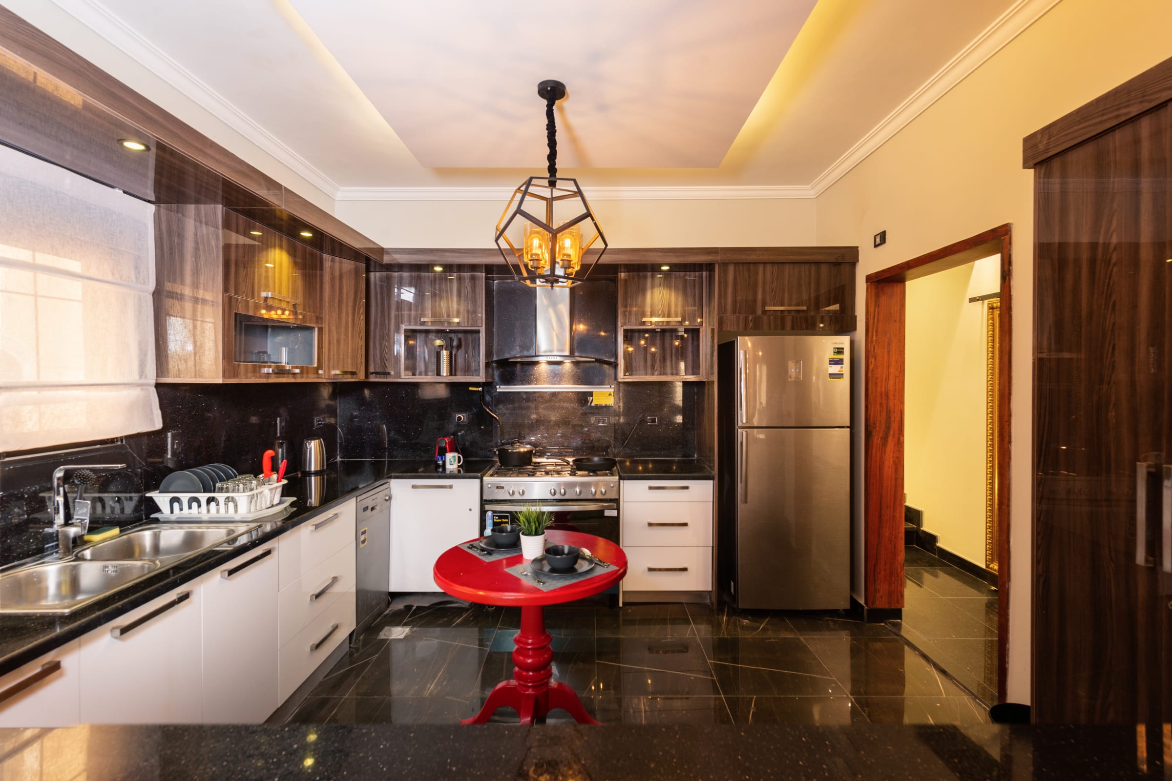 The Bold Parisian House - Steps From The Best Mall in Cairo — Apartment in 154 Ameen El Rafee, First New Cairo, Egypt, Cairo, Egypt — photo 5