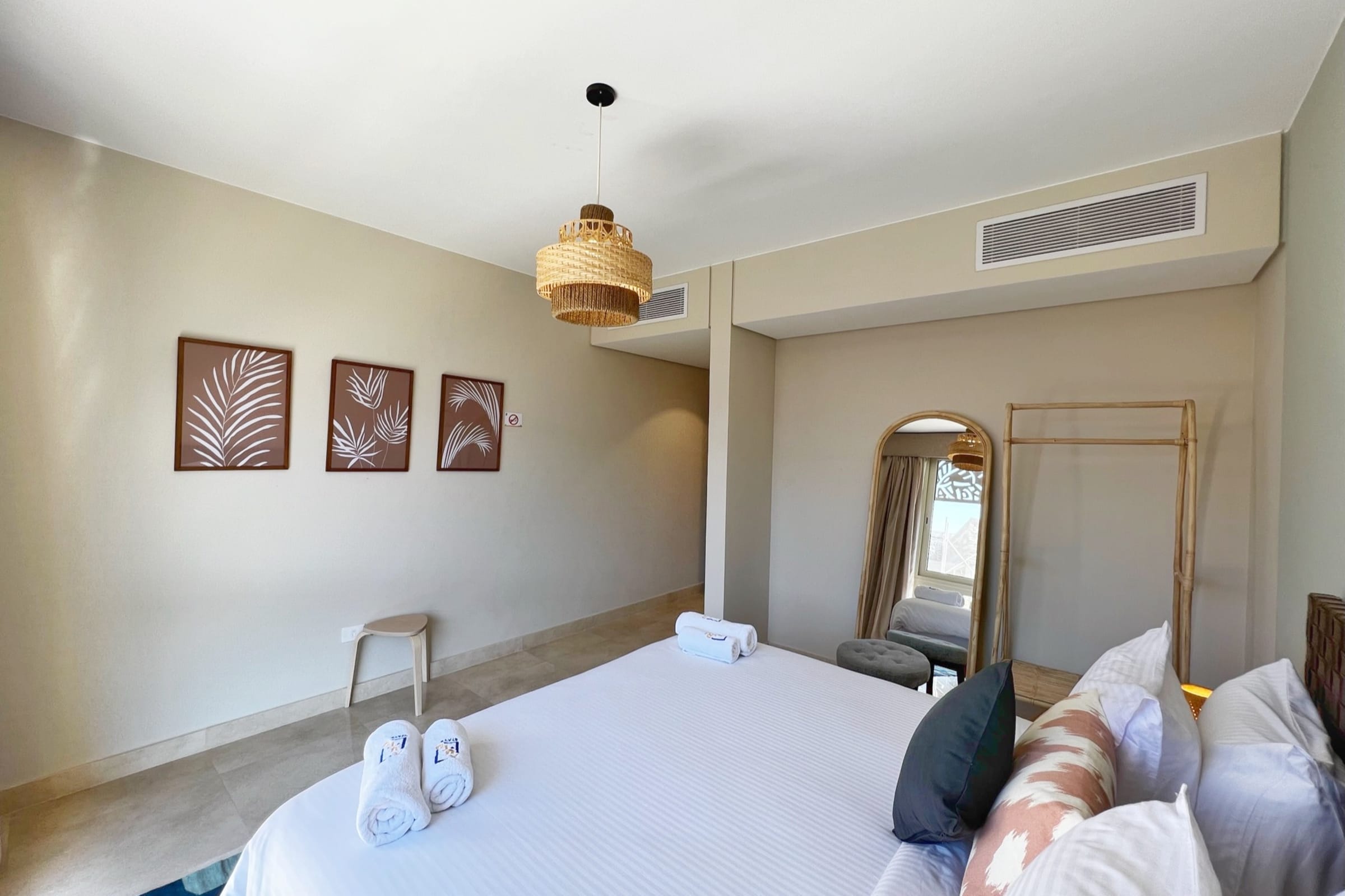 Spectacular & Soaring 2 BDR  w/ Private Rooftop Jacuzzi & Beach Access — Penthouse in Mangroovy Residence, El Gouna, Egypt — photo 19