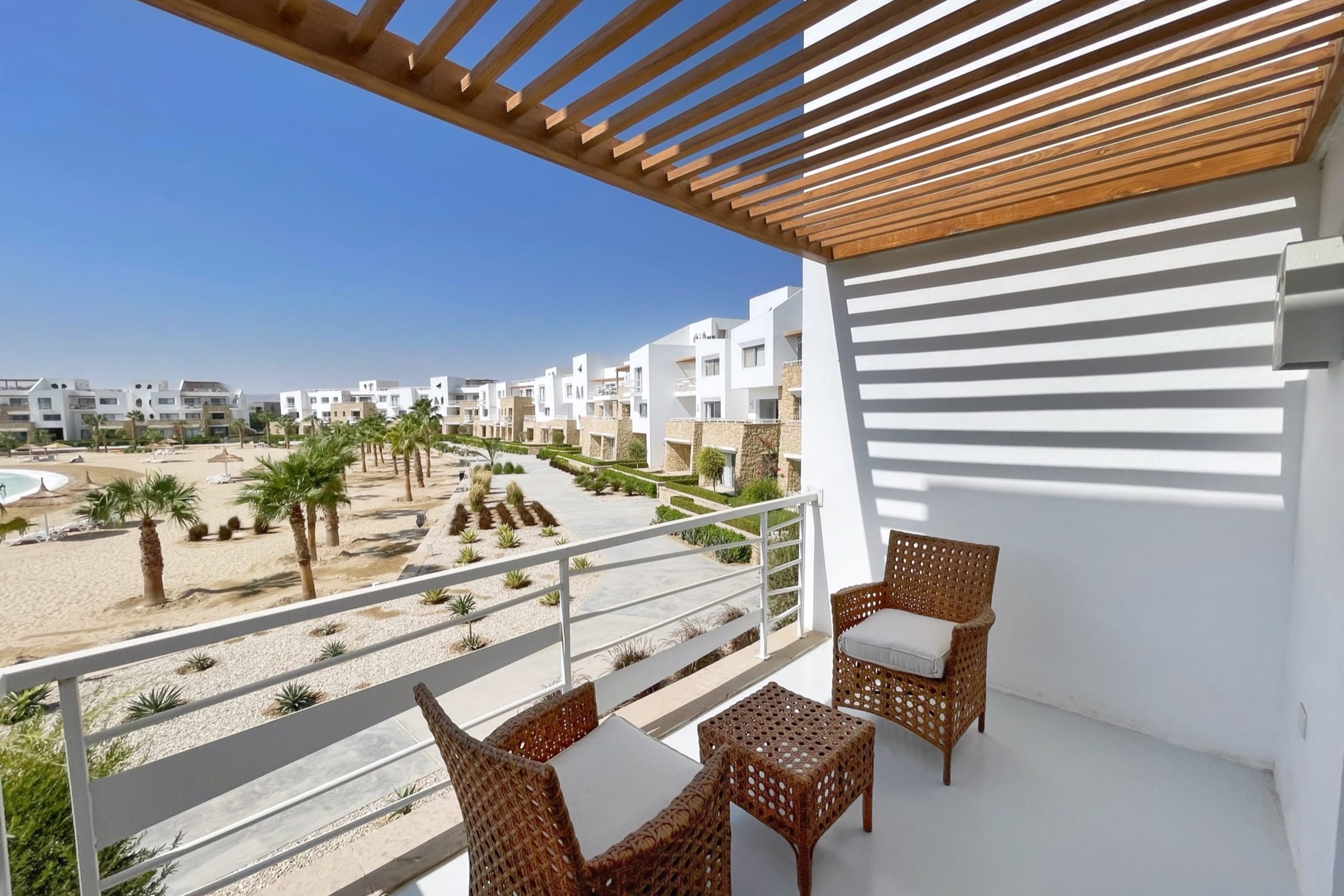 Charming & Beautifully Styled 3BDR @ Swan Lake Gouna — Unit in Swan Lake, El Gouna, Egypt — photo 46