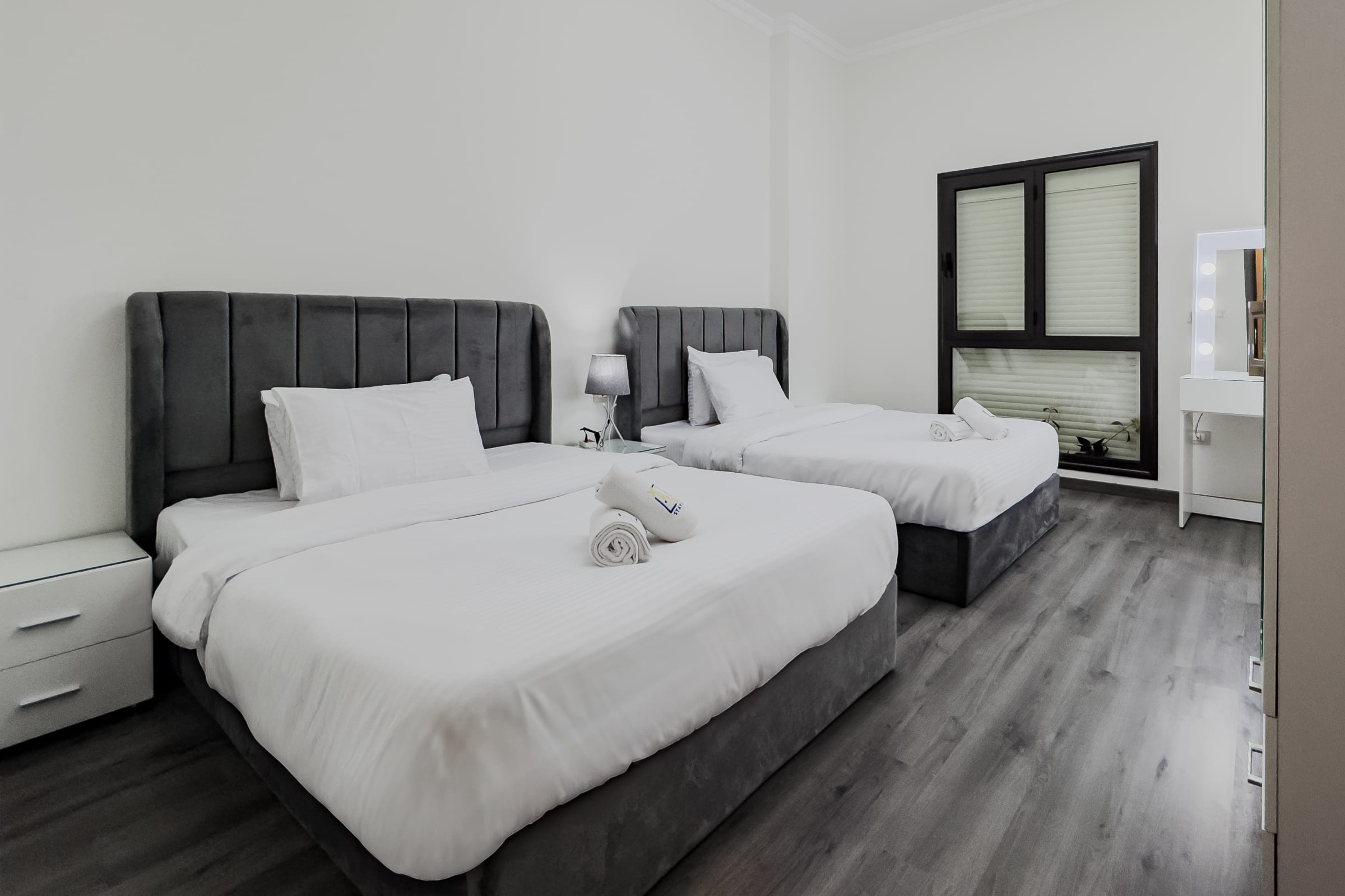 Trendy & Tidy 2BDR Apt. | 5 min To CAI Airport — Apartment in Alnasr Road compound valory- city center almaza, Cairo, Egypt — photo 7