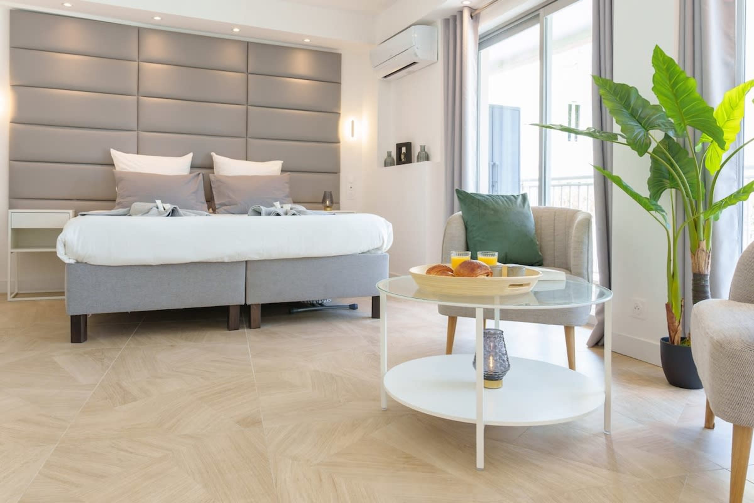 S 2P CANNES AS - Le Louis Blanc