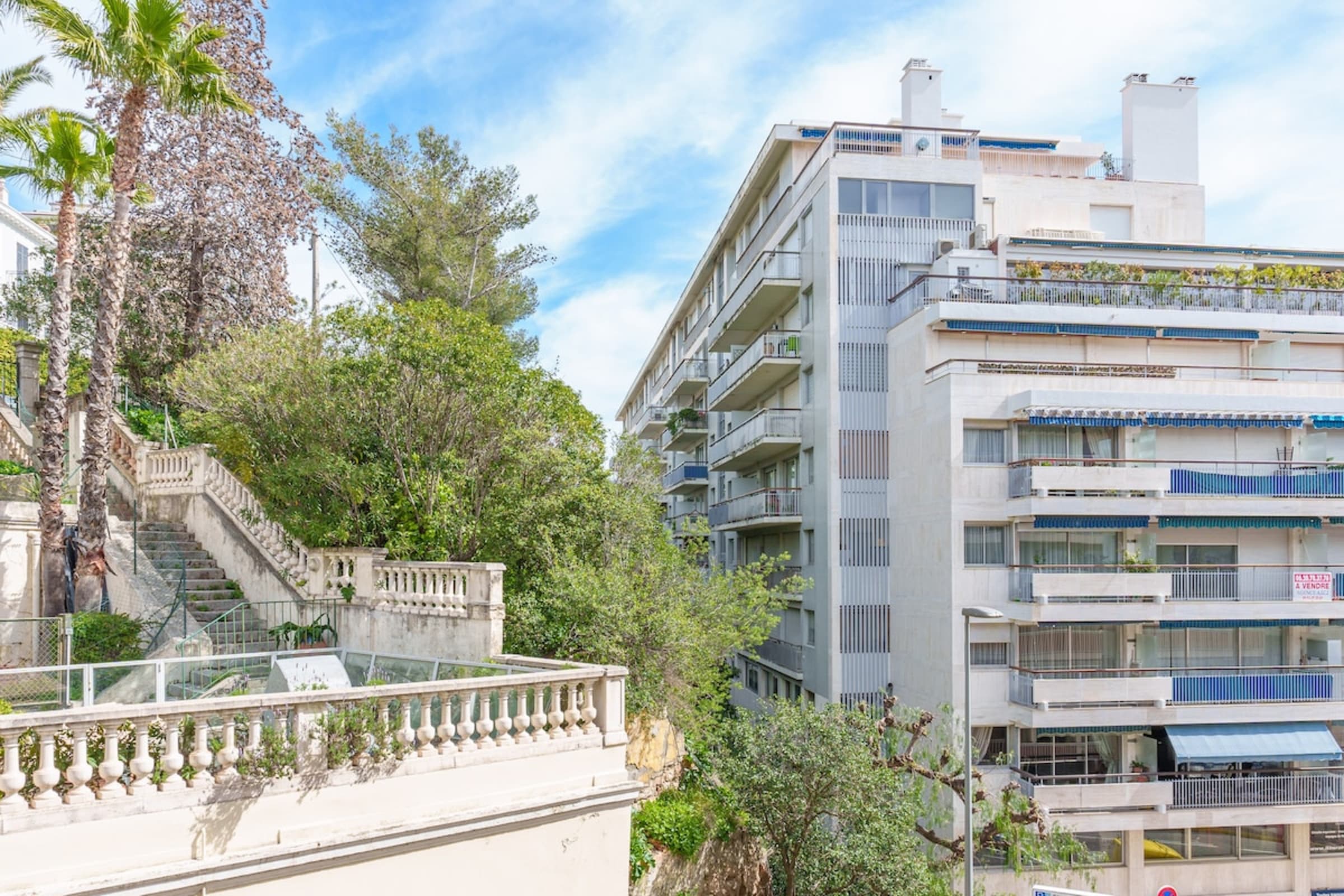 S 2P CANNES AS - Le Louis Blanc