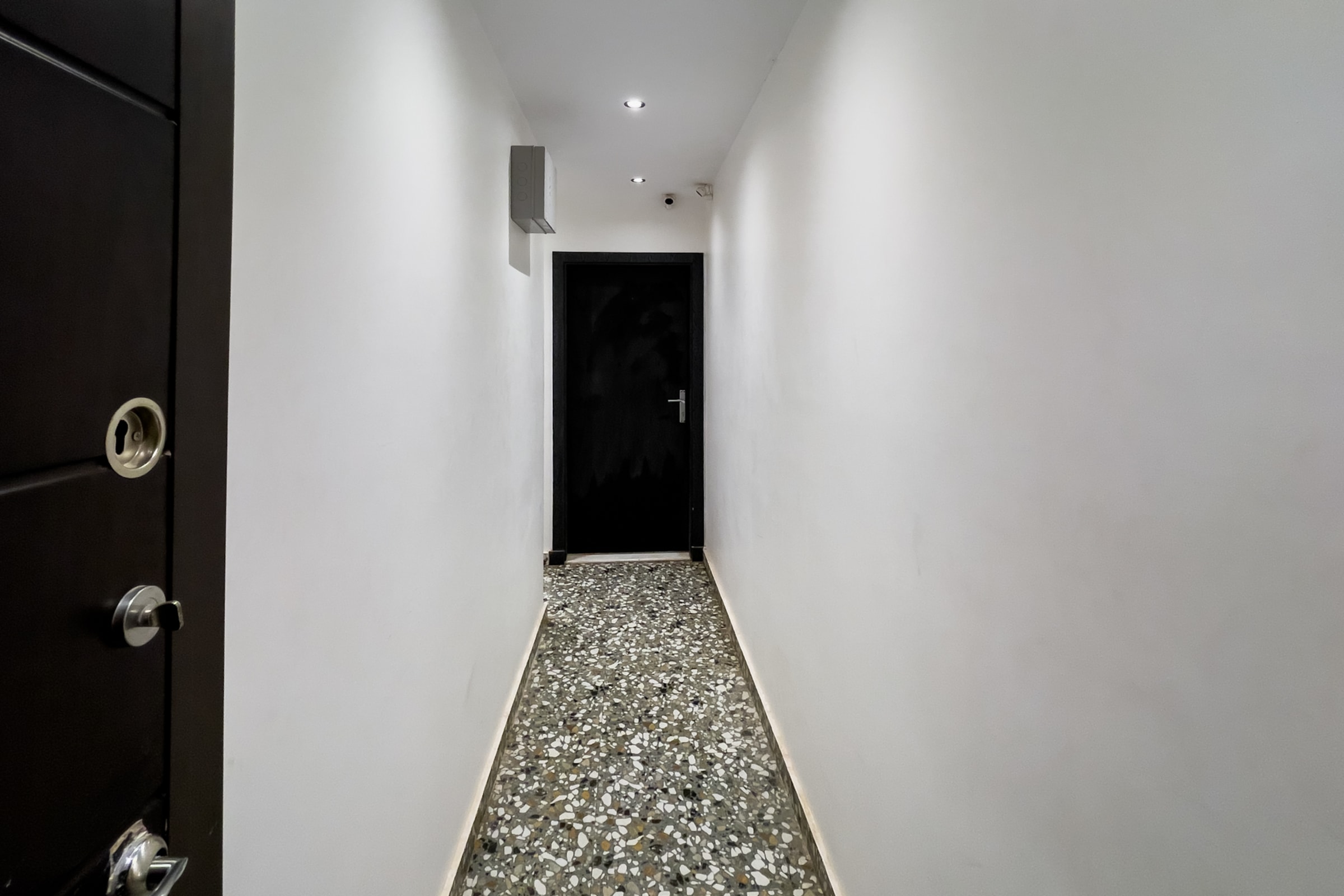 Jacuzzi 2BDR By The Historic Pyramids (Apt.6) — Apartment in Building number 3, Mohammadi ghounaim St, from Amira Fadia St , ( el sout wel dou') Nazlit al Semaan, Giza, Egypt — photo 31