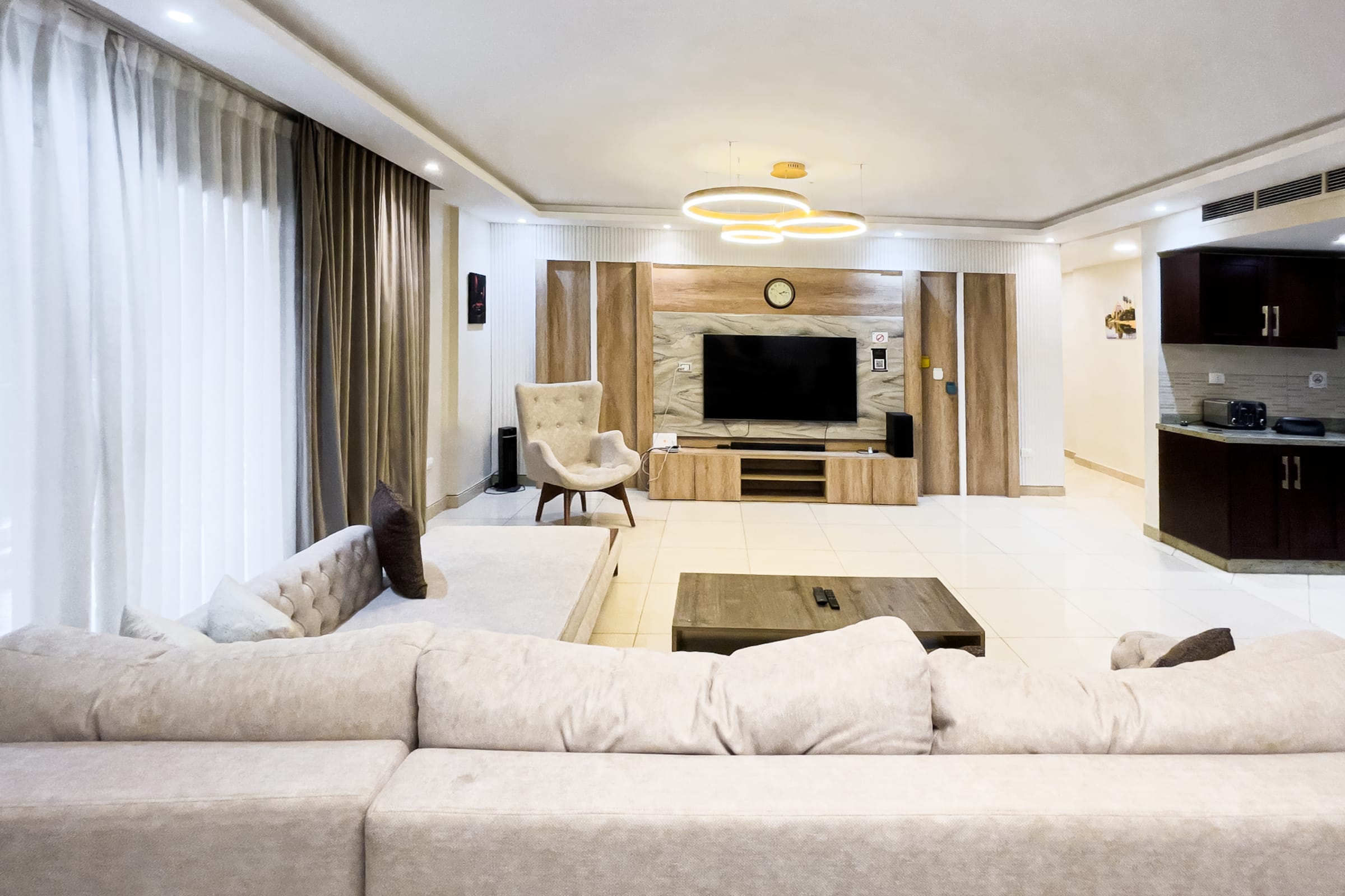 Calm & Classy 2BR - 5 min to Airport — Apartment in Plot 1258 El-Nasr Rd, Sheraton Al Matar, El Nozha, Cairo Governorate 11799, Egypt, Cairo, Egypt — photo 26