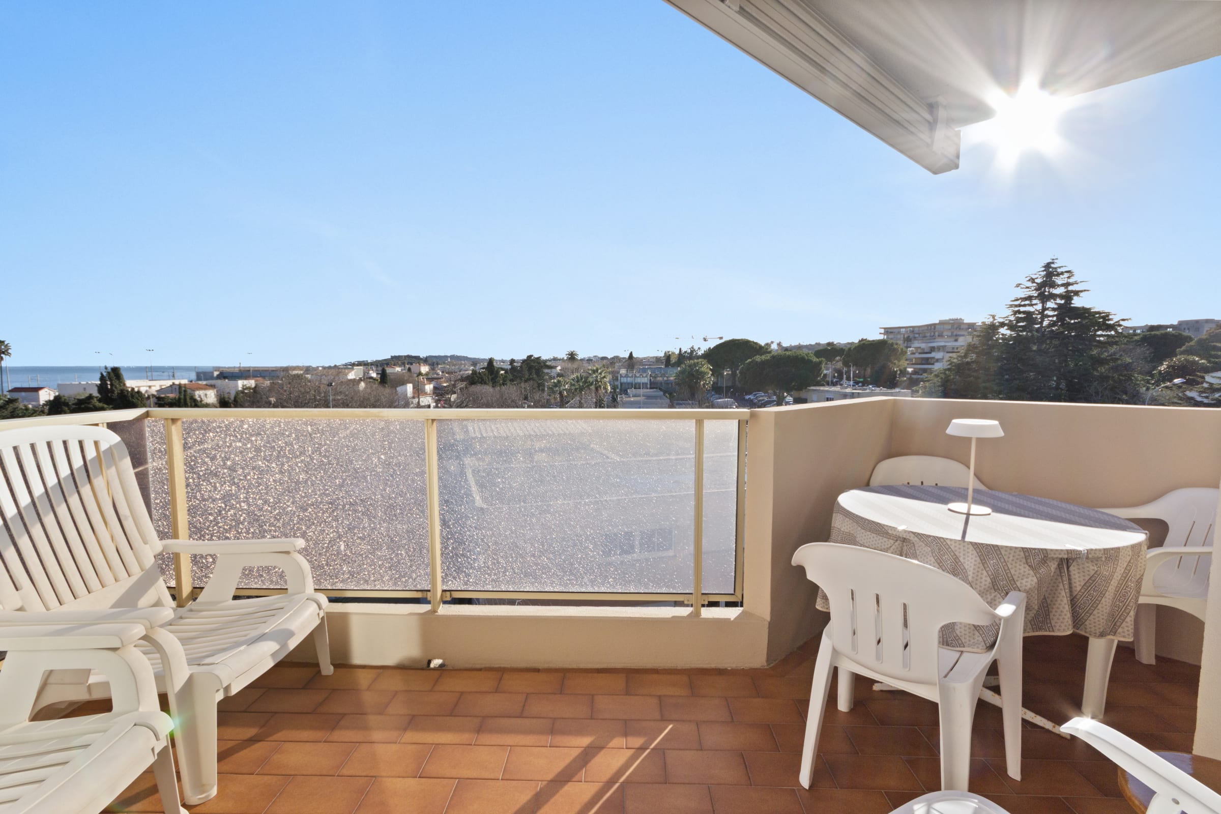 T3 6P ANTIBES LMS - LE ROOFTOP