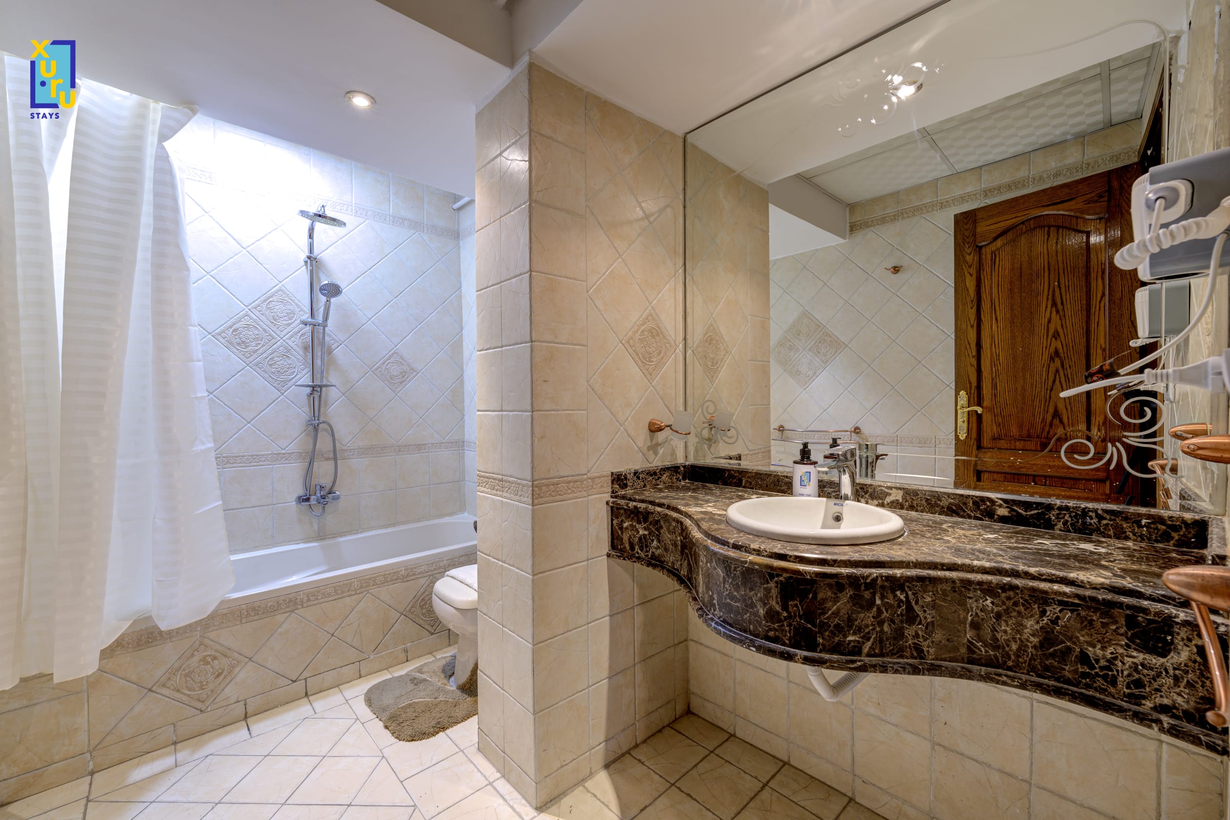 The Luxe Loft 2BDR Apt. | 15 Min To Airport — Unit in 43 Abbas El-Akkad Street Nasr City, Cairo, Egypt — photo 14