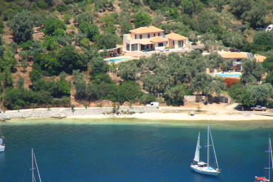 Environment Villa, olive trees, beach, sea and sailing