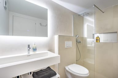 Giovannina N°2 par Dodo à Cassis