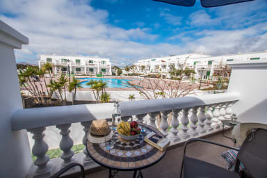 Casa Anemona Terrace views to pool