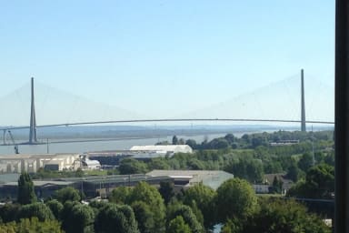 et de celle d'à côté : le Pont de Normandie.