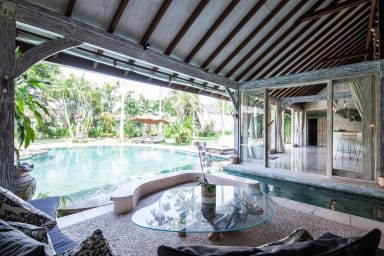 Villa Bora Bora | 5 bedroom private luxury villa in Berawa Canggu
