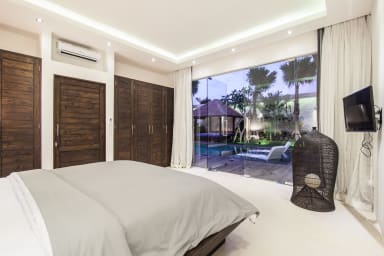 Villa Jago | 3 bedroom private luxury villa rental in Seminyak Bali