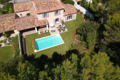 ma villa en Provence vue de drone