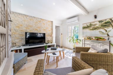 Bastide La Chêneraie. Serenity Rentals / Location saisonnière & Conciergerie