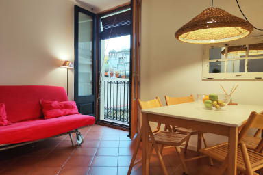 Central apt + free wifi for Corporate travelers / monthly stays -Rambla G 