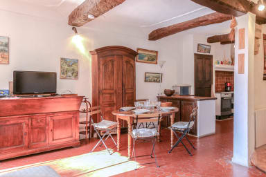 Salon - Coin repas et cuisine ouverte