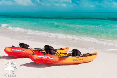 2 kayaks included with the rental.