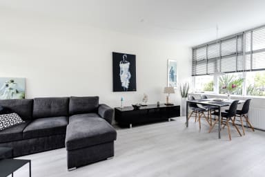 Sea Shell Wohnung mit Terrasse und Parkplatz.