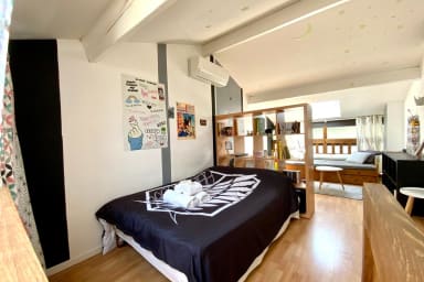 Chambre en mezzanine (nous pouvons tenir debout) avec lit en 140cm et...