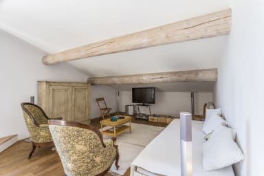 Superbe maison à louer au coeur de la Provence à Roussillon