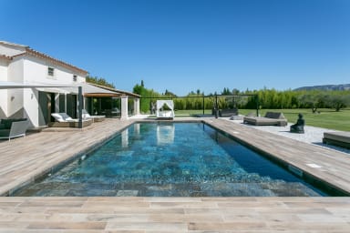 Romantic vacations in the heart of Provence at Pays des Sorgues