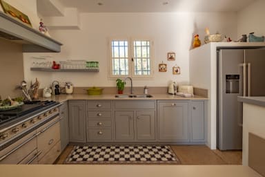 Absolute relaxation for this maison to rent in Bonnieux in Provence