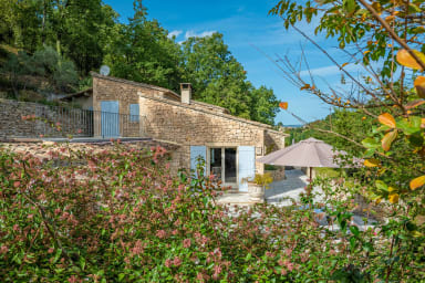 Cosy holidays in a stone house in Ménerbes