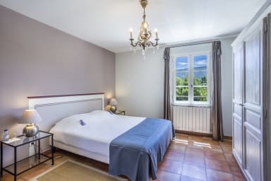 Dream holiday with exceptional view Ménerbes heated swimming pool