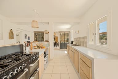 House for rent in Provence with swimming pool and landscaped garden