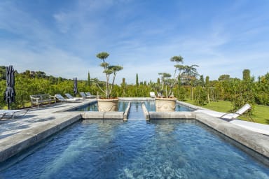 Magnificent house to rent with heated swimming pool in Provence