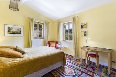 Superb villa to rent for dream holidays in Robion