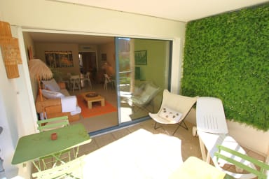 Equipped and sunny terrace