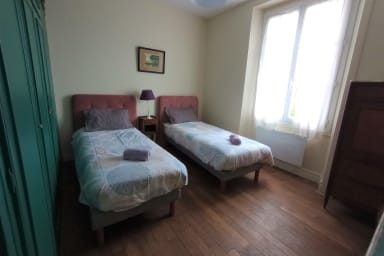 Chambre 2 rez de chaussée 2 lits 90 x 200