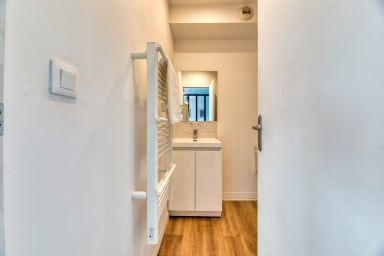 Salle de Bain avec douche