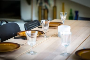 Table à manger pour des moments conviviaux ou de travail
